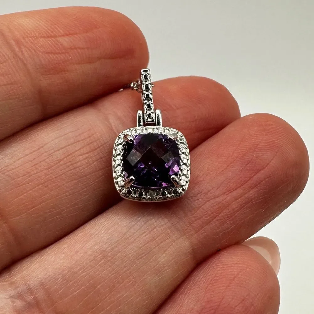 Stunning checkboard faceted cushion cut‎ amethyst necklace in sterling silver!